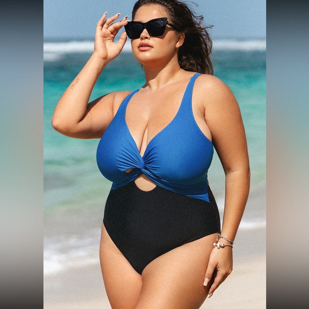 CupsheTwist Front Cut Out Plus Size One Piece Swimsuit - size 0X